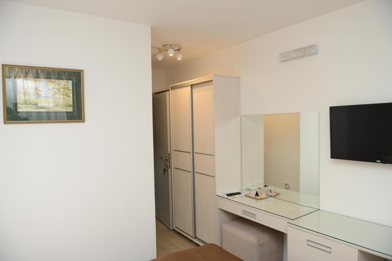 Hotel Sunce Kraljevo Bagian luar foto