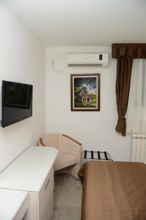 Hotel Sunce Kraljevo Bagian luar foto
