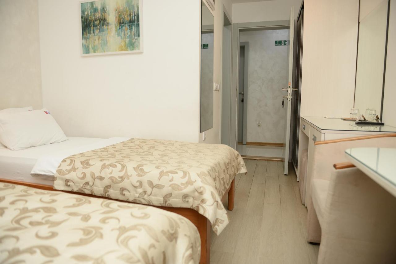 Hotel Sunce Kraljevo Bagian luar foto