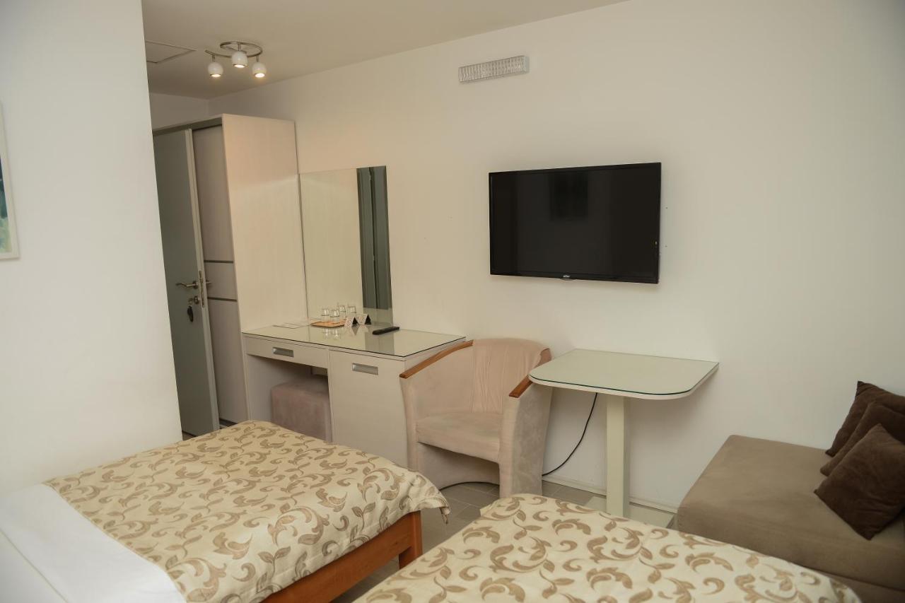 Hotel Sunce Kraljevo Bagian luar foto